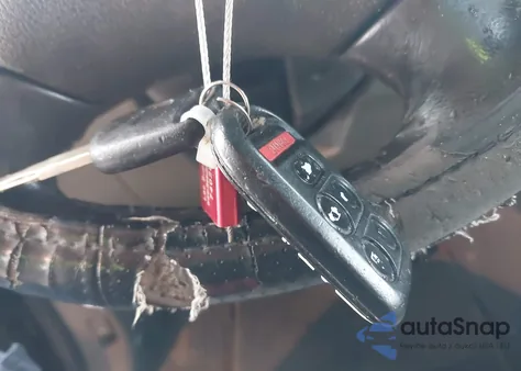 2010 Honda Odyssey Touring z USA, uszkodzony, nr VIN 5FNRL3H97AB039089